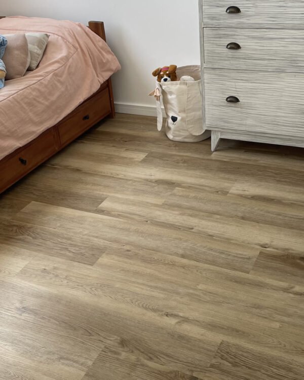 Piso SPC Flotante click 5mm con manta Roble Americano