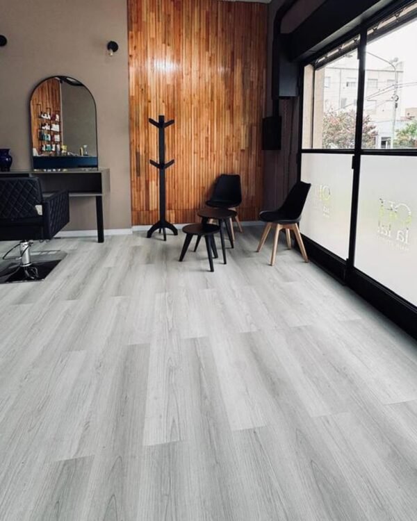 Piso SPC Flotante click 5mm con manta Ceniza