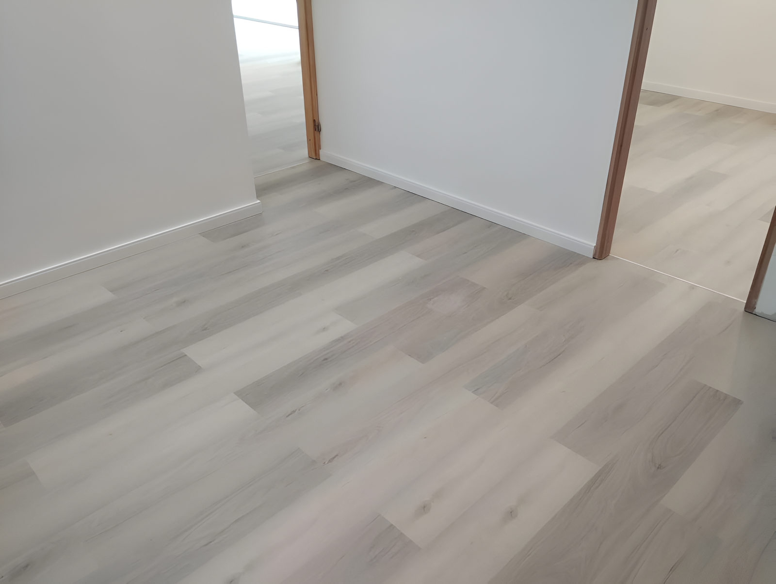 Piso Flotante Vinílico Click 5mm con manta incluida SPC Arena - Image 3