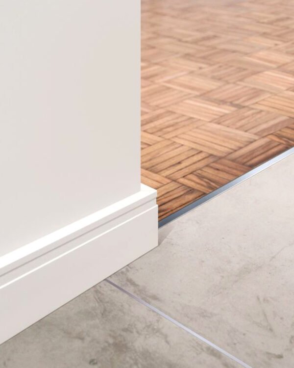 Zócalo Line 7 cm Eps Pvc